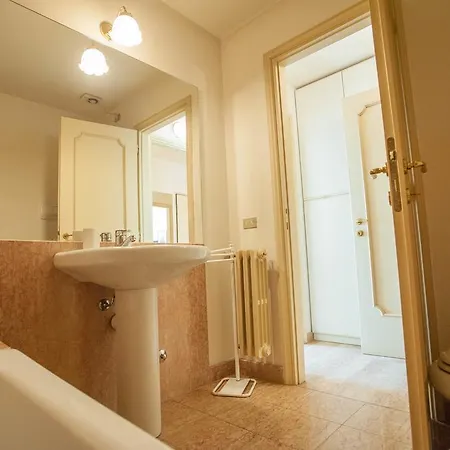 Italianflat - Palazzo Zeiner Apartment